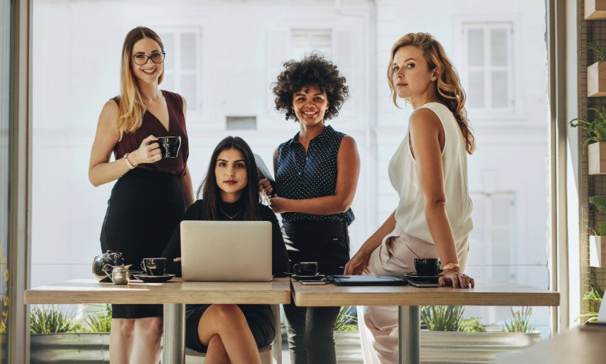 Key Pieces for the Modern Professional Woman's Wardrobe