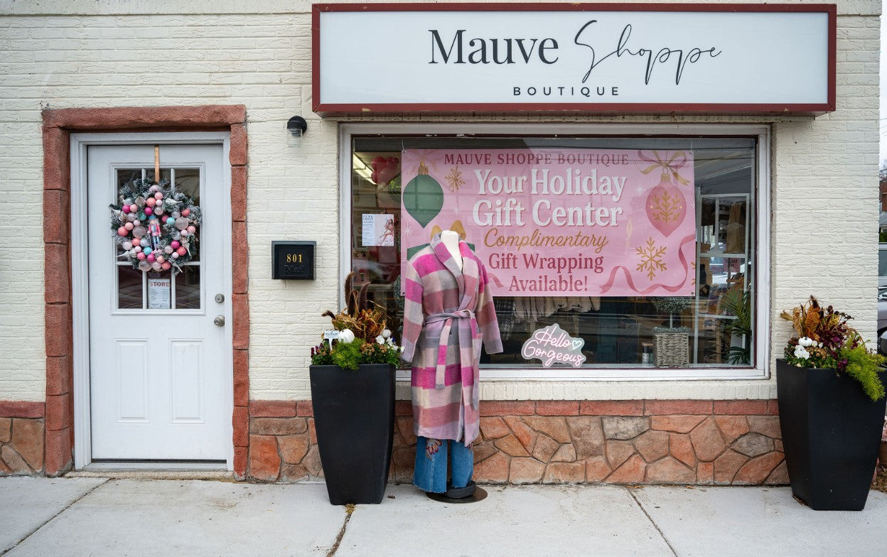 The 3-3-3 Rule for Clothes: Holiday Capsule Dressing, Made Simple