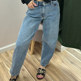 Judy Blue High Rise Barrel Crop Jeans – Medium Wash