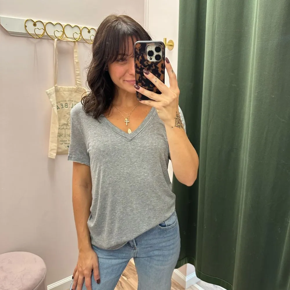 POL Essential V-Neck Tee – Heather Gray