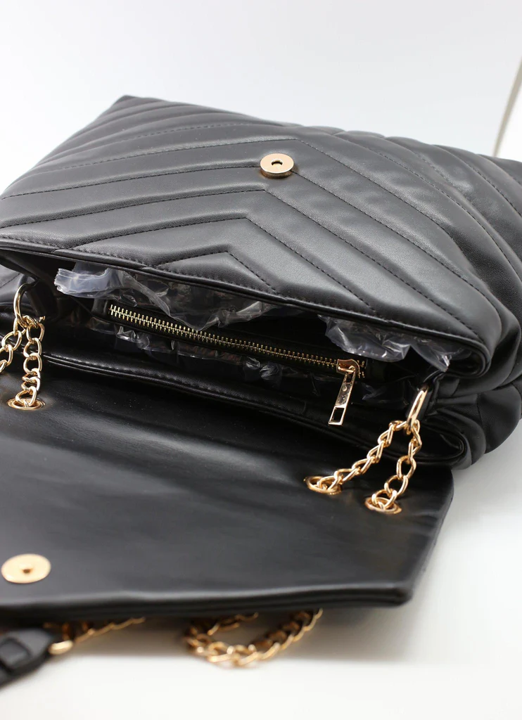 Ivy Quilted Vegan Leather Envelope Shoulder Bag with Convertible Chain Strap - Image 2