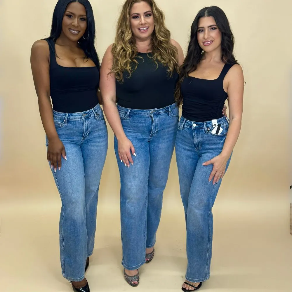 Judy Blue Midrise Tummy Control Vintage Wash Straight - Image 2