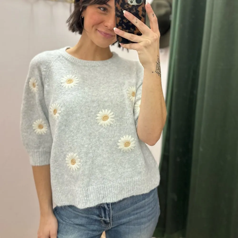 Half Sleeve Daisy Sweater in Heather Grey