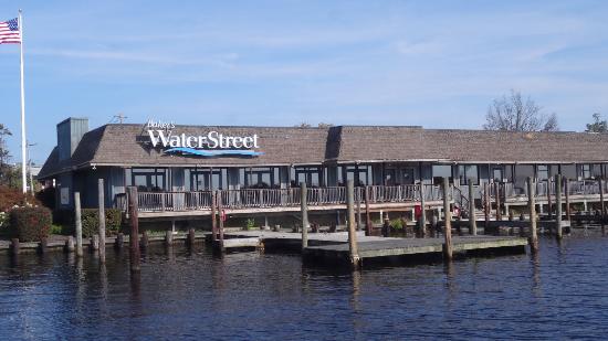 Best Restaurants On The Water In Toms River NJ The Mauve Shoppe   Baker S Water Street 