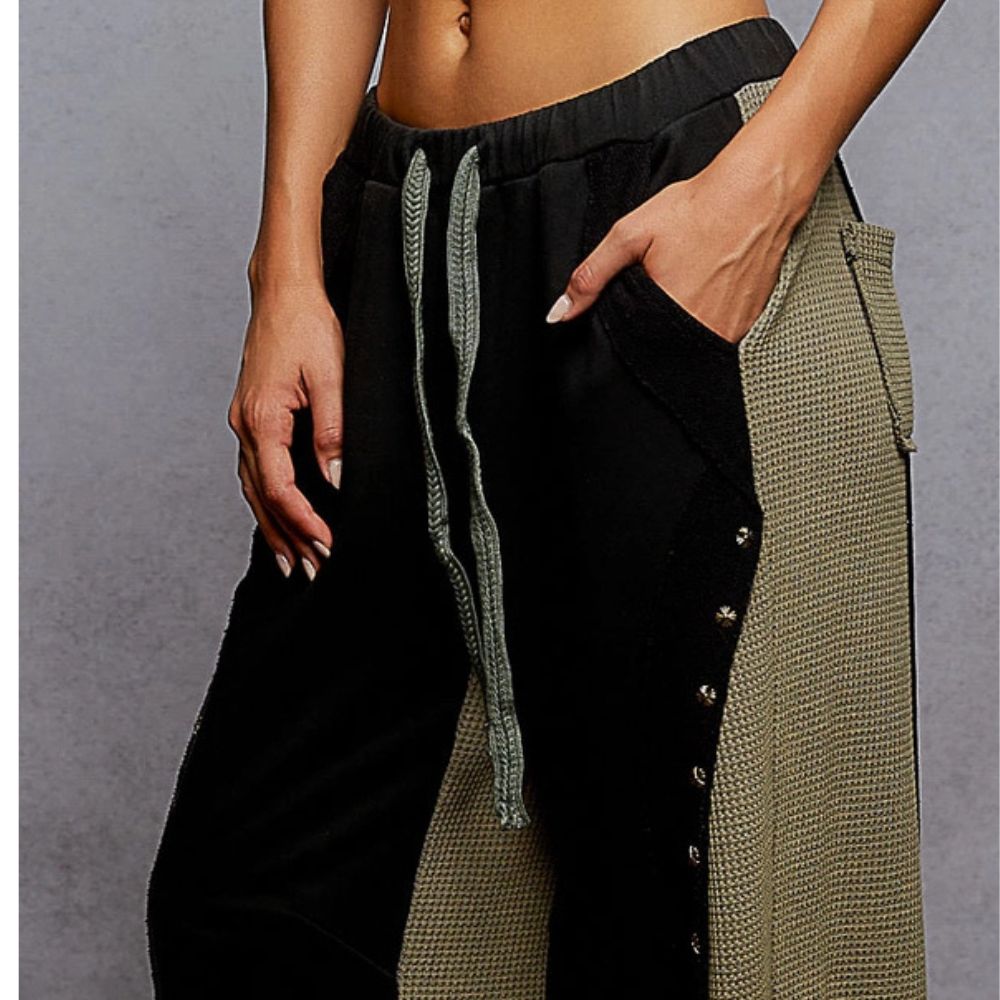 Terry Stud Detail Wide Fit Pants - Image 2