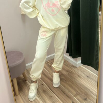 Country Club Cozy Joggers – Cream